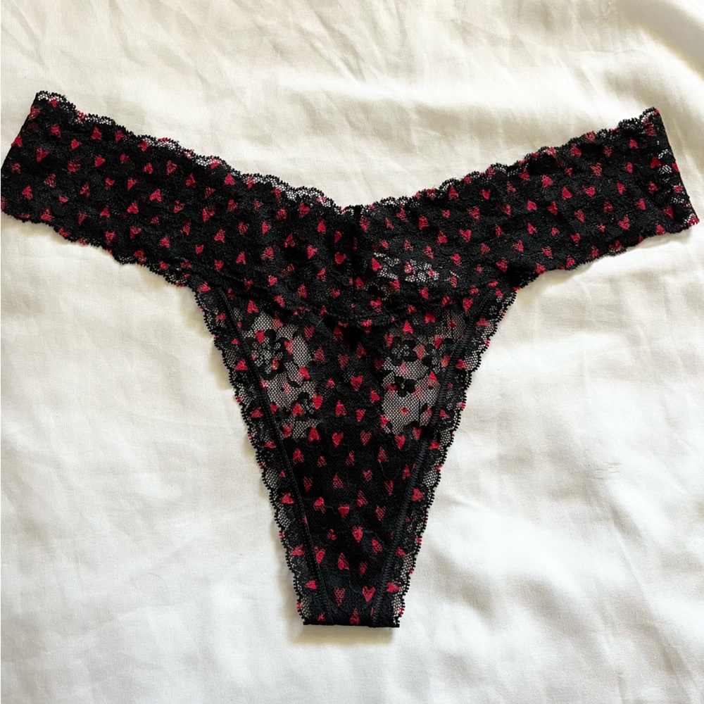 NWT Victoria's Secret Black Lace Thong with Red Hearts